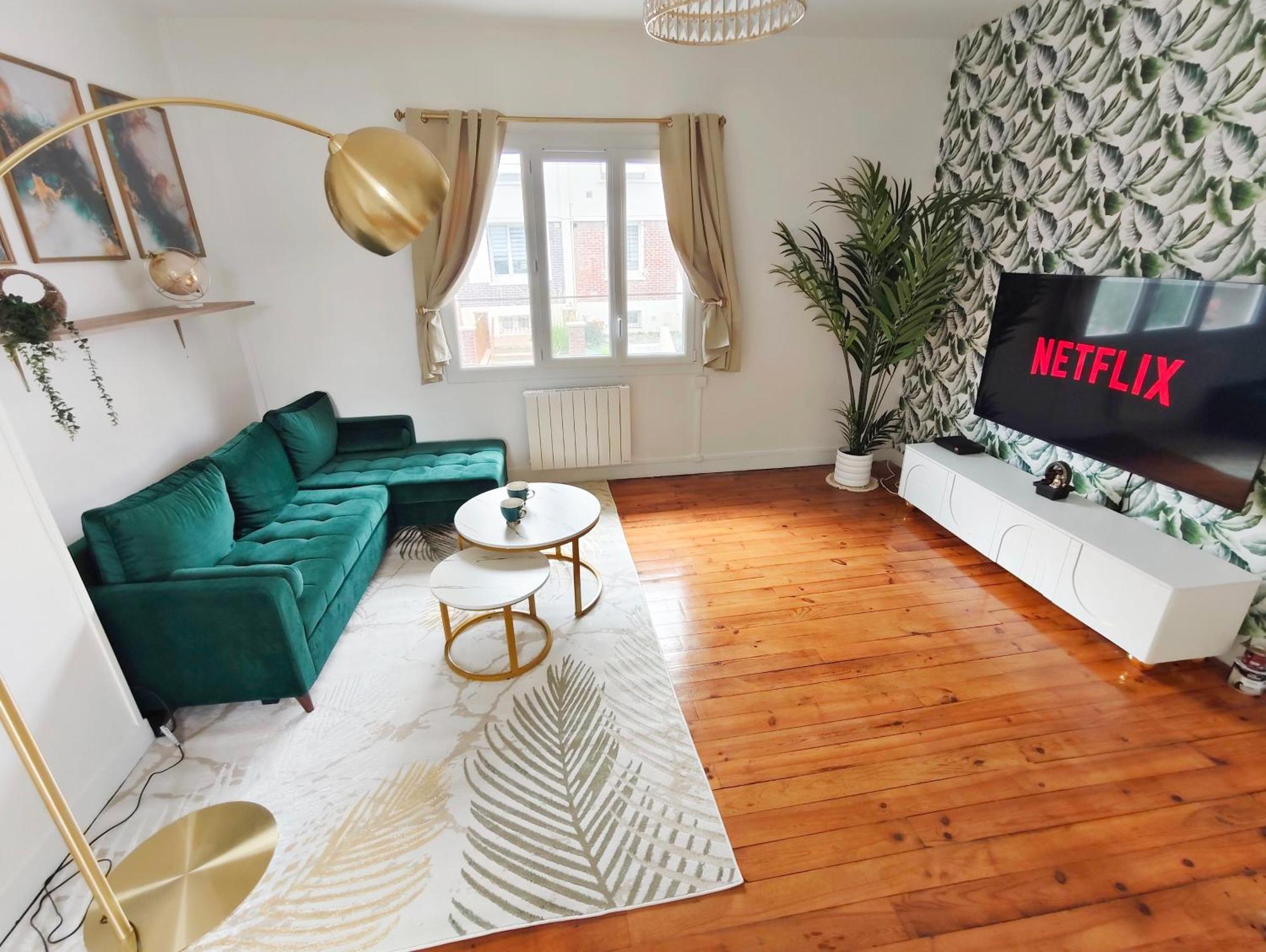 Proche Centre Apartment